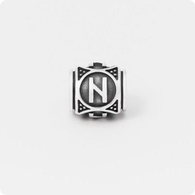 Шарм-бусина с руной Хагалаз (Хагал) из серебра