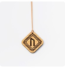 Руна Уруз из дерева Ясеня