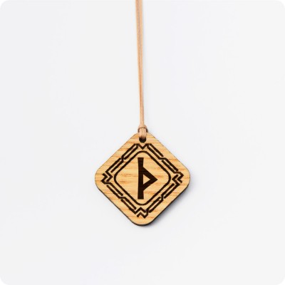 Руна Турисаз (Турус) из Ясеня