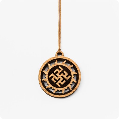 Оберег Одолень трава в Солнечном круге из Дуба