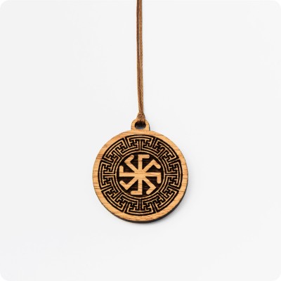 Оберег Ладинец из дерева