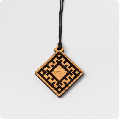 Оберег Репейник счастья из Дуба