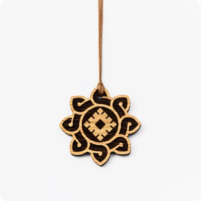 Оберег Репейник из Дуба в солнце