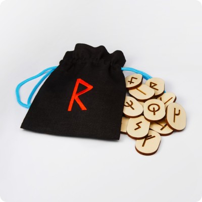 Славянские (Вендские) руны для гадания