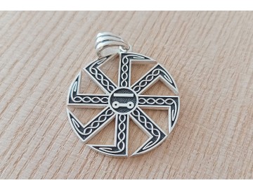 Коловрат с Молвинцем и чертогом Щуки