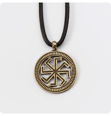 Оберег Ладинец из латуни в круге