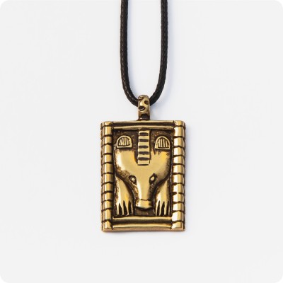Подвеска из латуни - Медведь в жертвенной позе