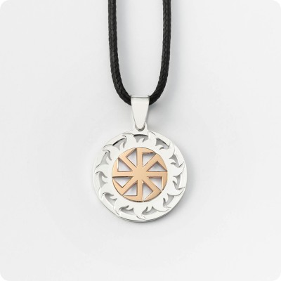 Оберег Коловрат из серебра с золотом в Солнечном Круге (осолонь)