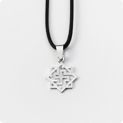 Оберег Валькирия из серебра с гравировкой