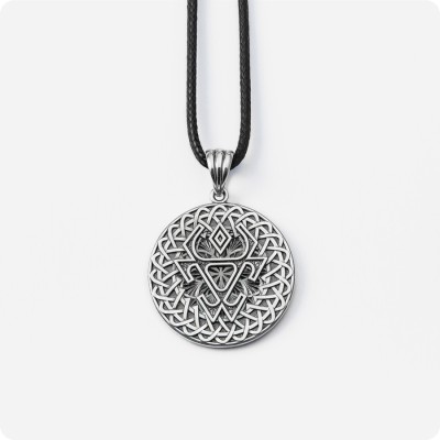 Оберег Навник (Символ Чернобога)