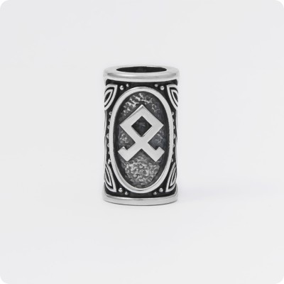 Шарм - богатырь из серебра с руной Волка