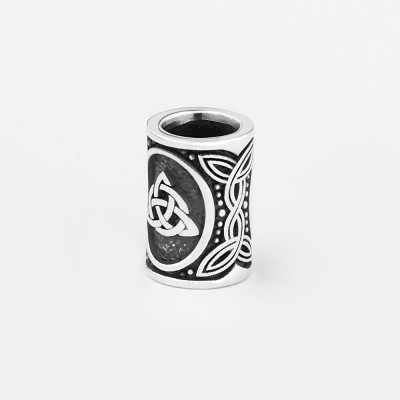 Шарм - богатырь из серебра с оберегом Триглав