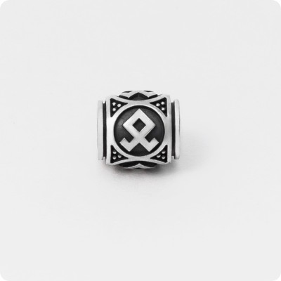 Шарм - бусина с руной Волка из серебра