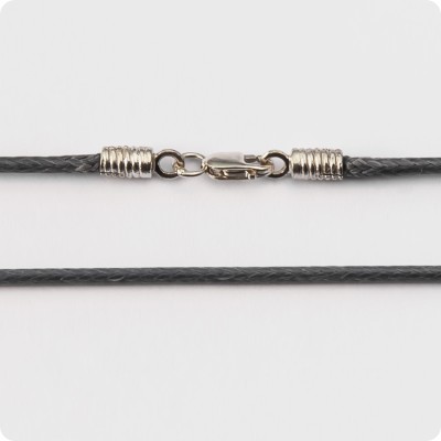 Серый шнур из ткани с серебряным замком