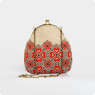 Сумка из ткани с вышивкой